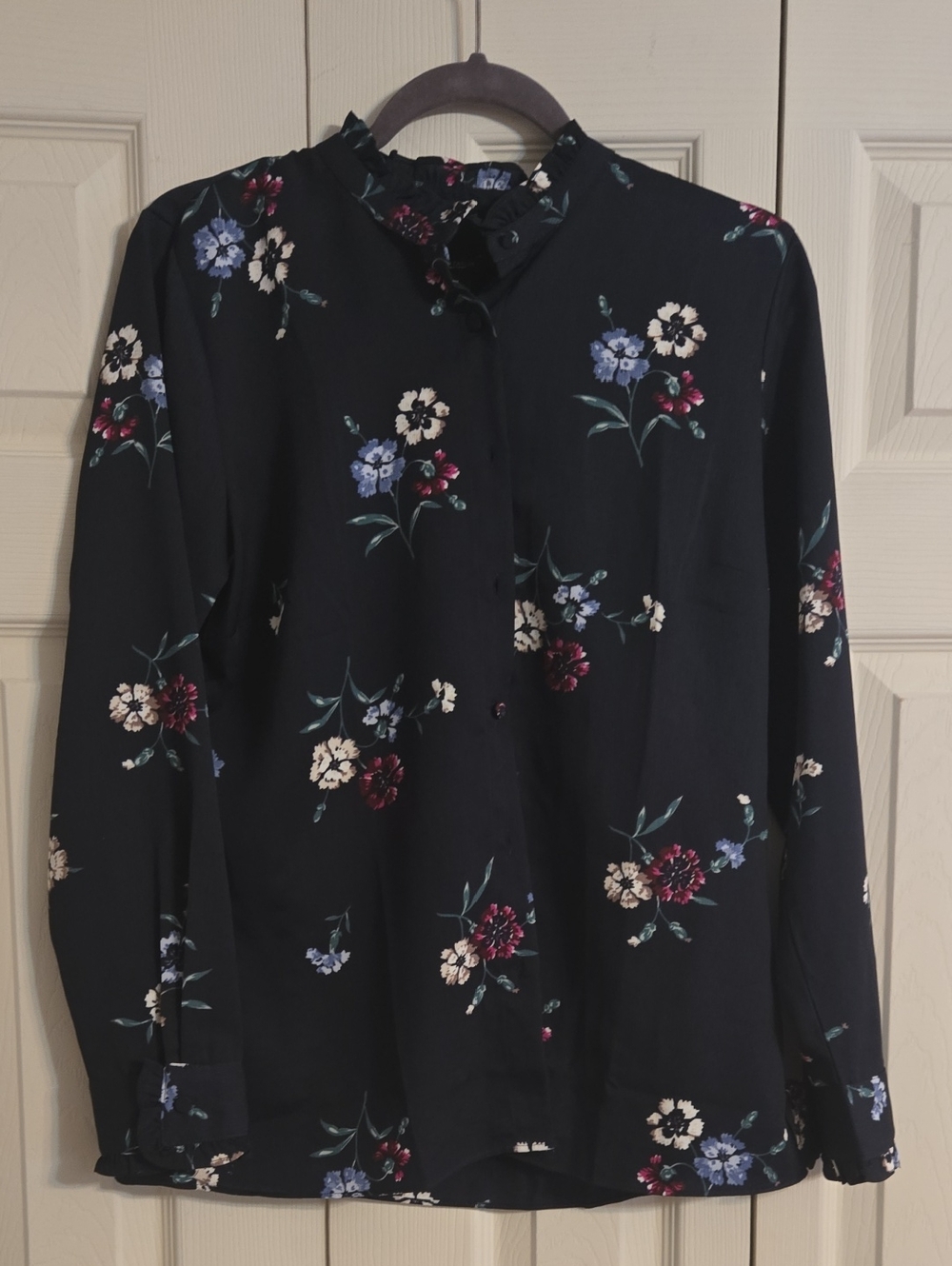 Ann Taylor Floral Button-Up Blouse
